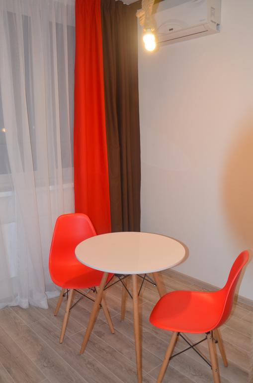 Sky Apartment Virmenska Kyiv Exterior photo