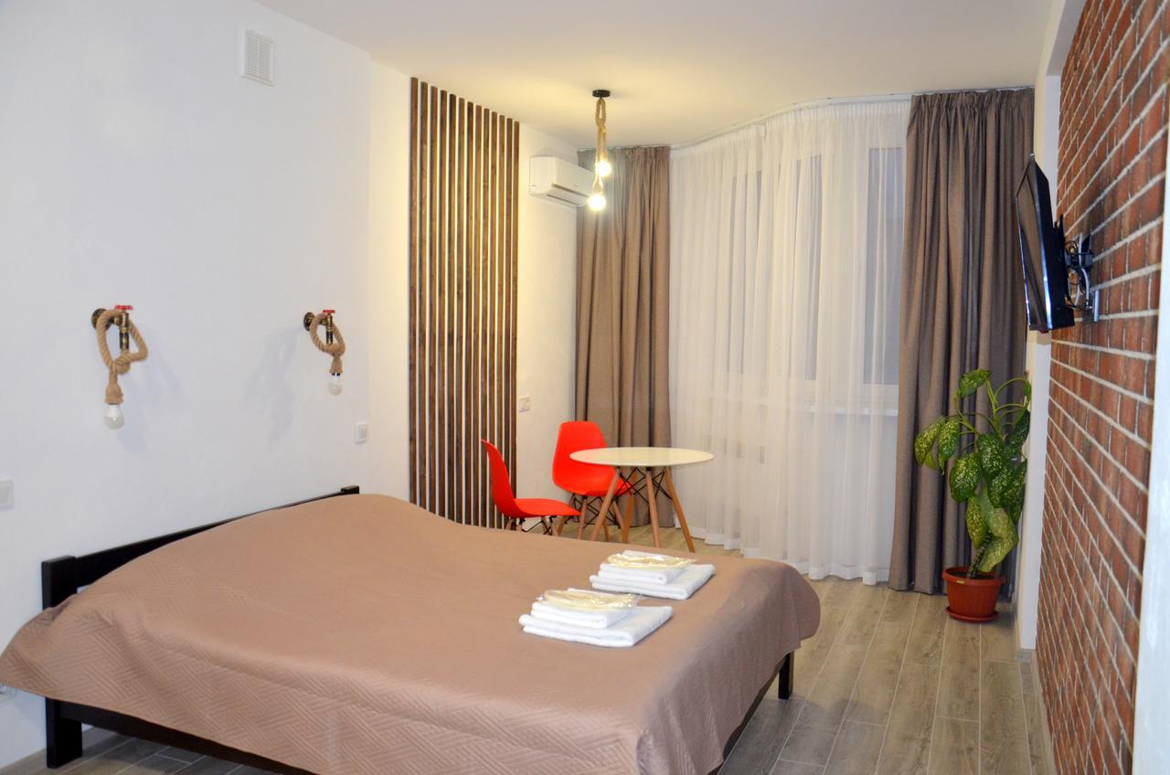 Sky Apartment Virmenska Kyiv Exterior photo